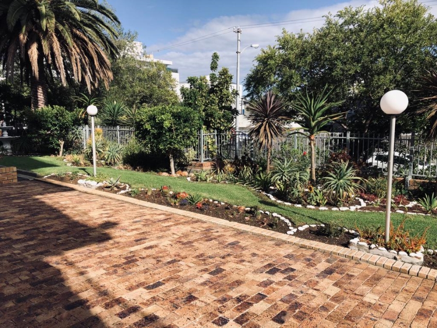 To Let 0 Bedroom Property for Rent in Sea Point Western Cape